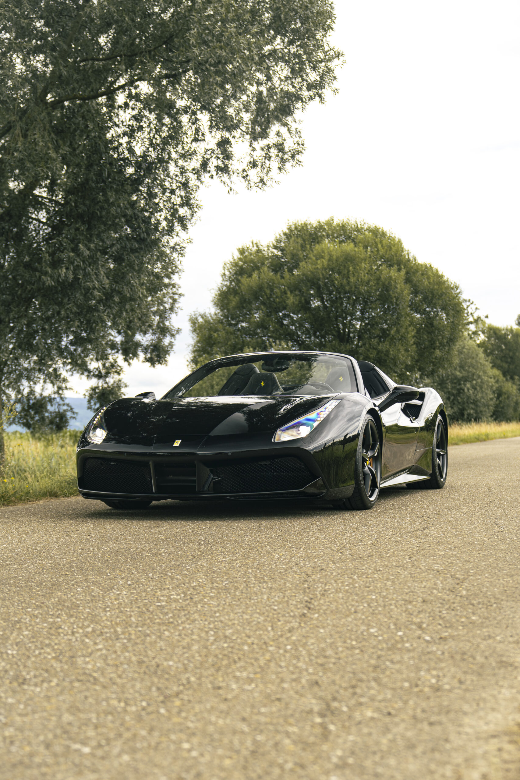 Frontansicht eines Ferrari Spider
