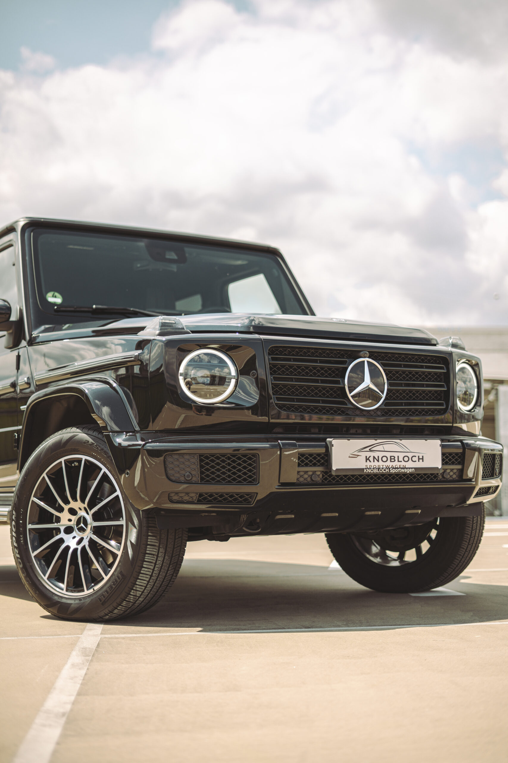 Frontansicht eines Mercedes G 400d